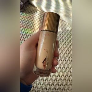 Charlotte Tilbury Flawless Filter Foundation